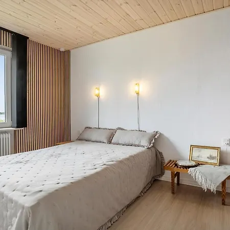 In With House Sea View * Roslev