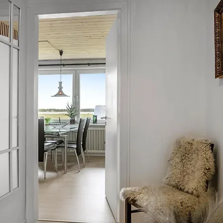 In With House Sea View *